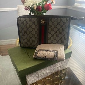 Ophidia GG Toiletry Case